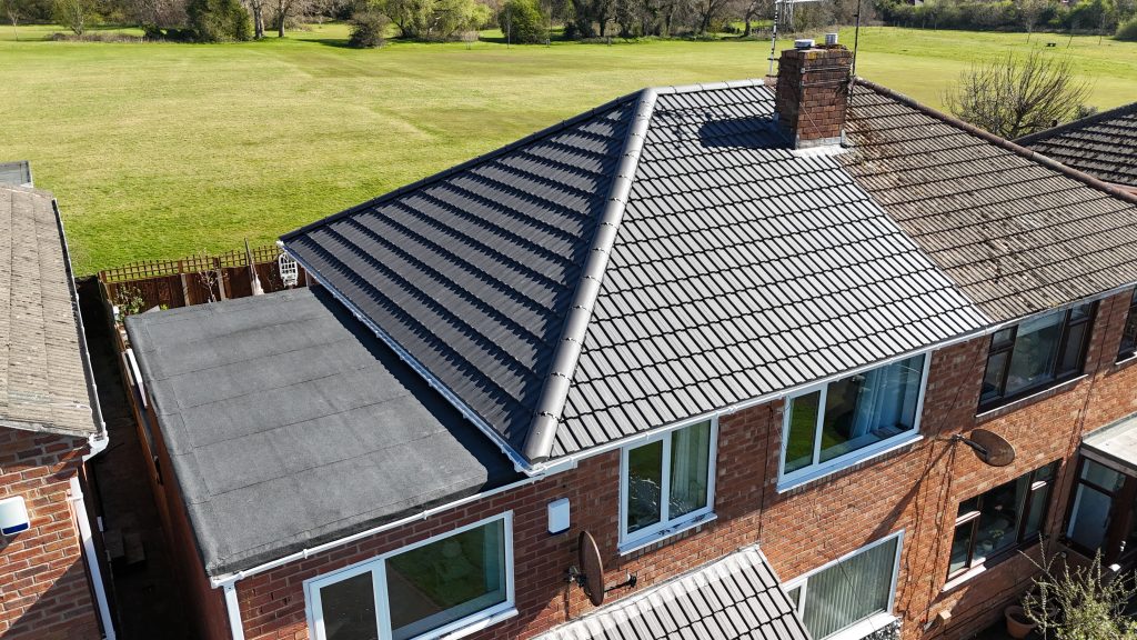 New roof specialists
